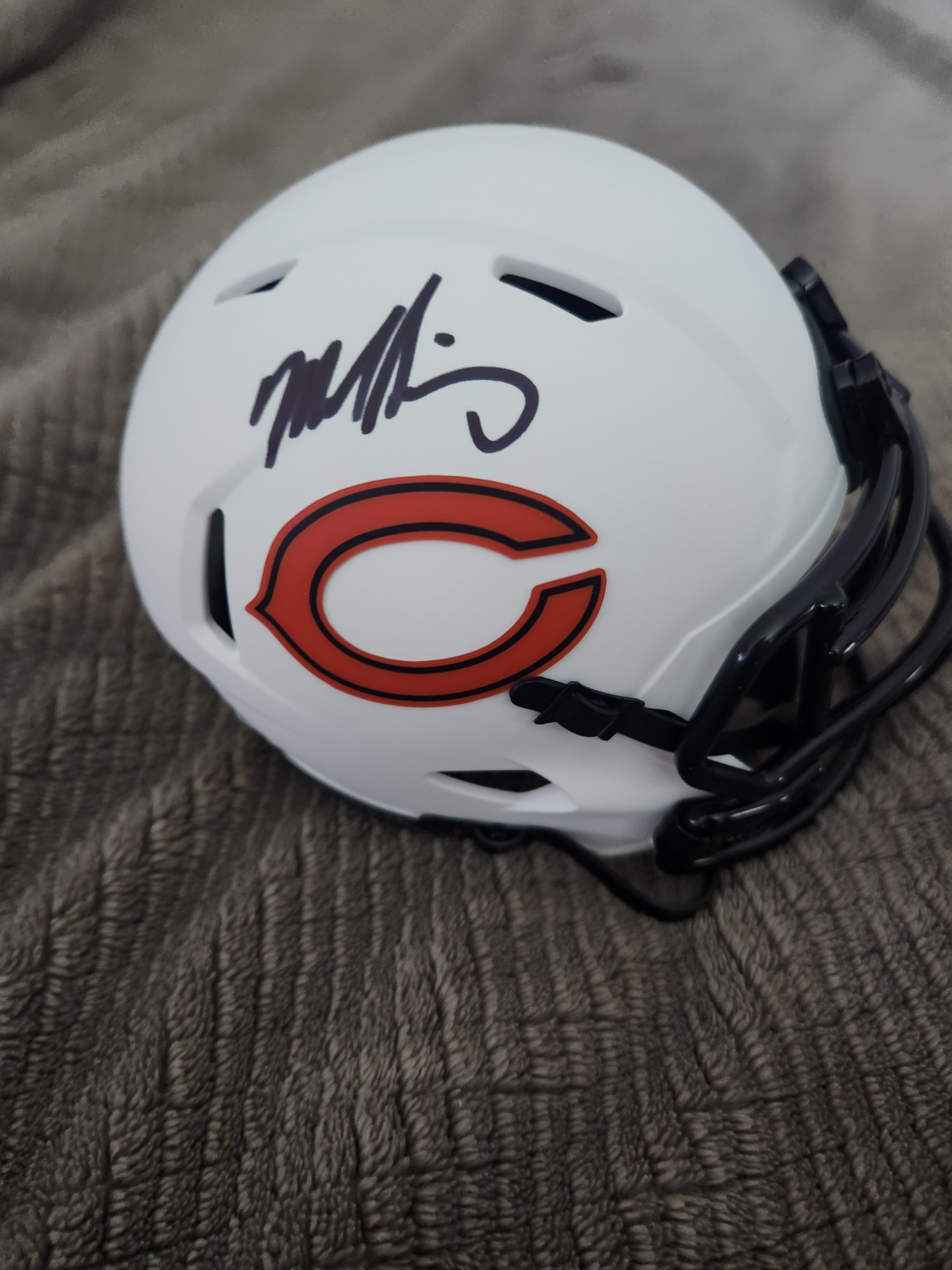 Mike Singletary Autographed Chicago Bears Lunar Mini Helmet – Beckett Certified