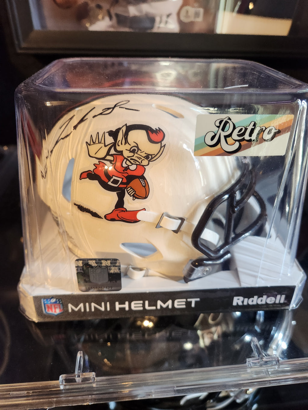 Josh Gordon Autographed Cleveland Browns Retro Mini Helmet – Beckett Certified